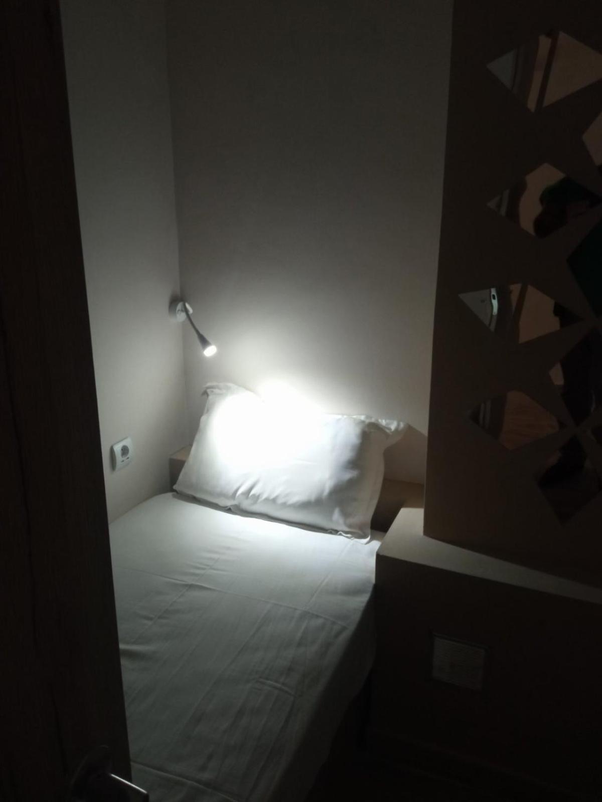 Polit Luxury Aprt 2 Bedrooms Tesalonika Bagian luar foto