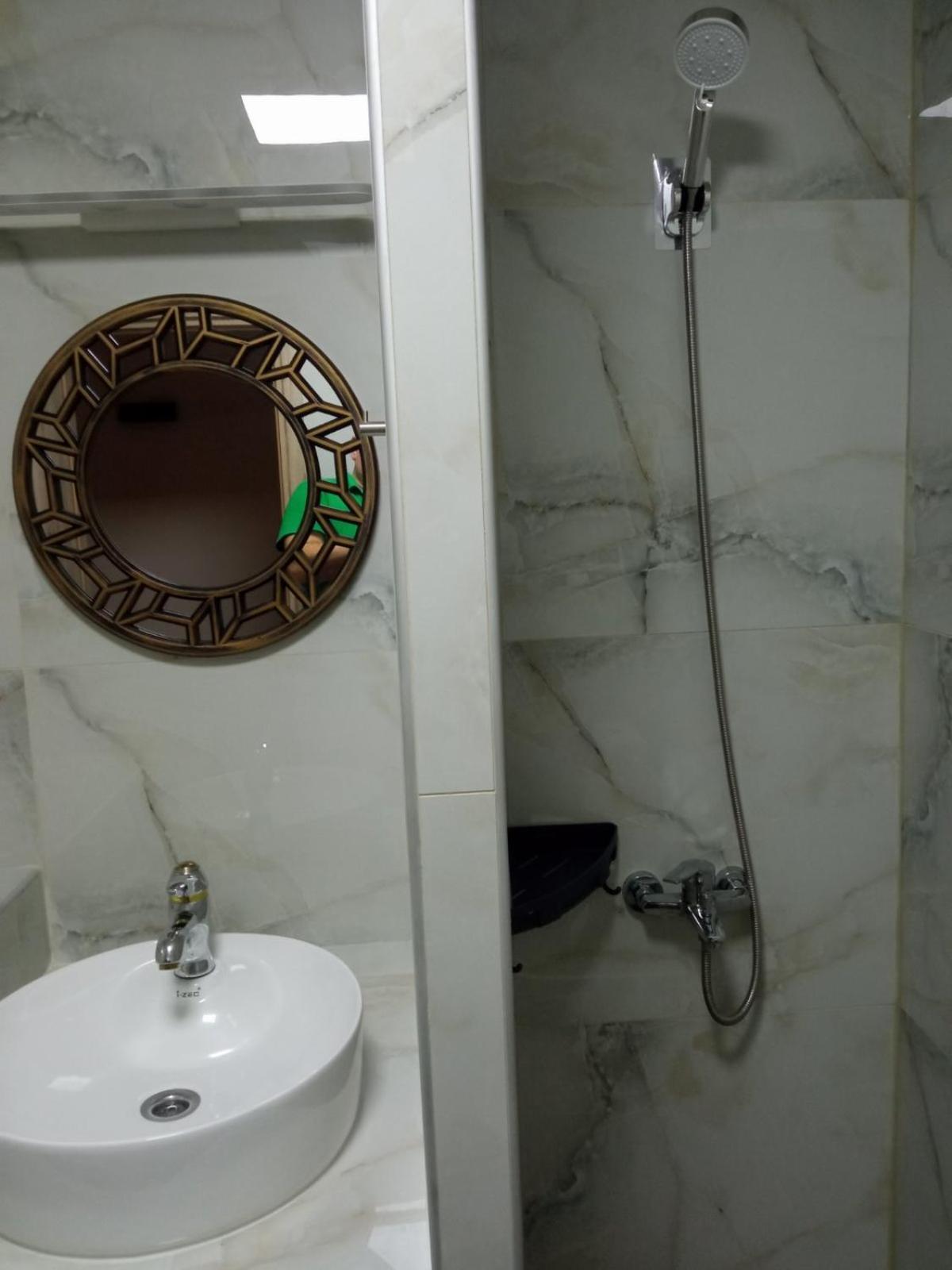 Polit Luxury Aprt 2 Bedrooms Tesalonika Bagian luar foto